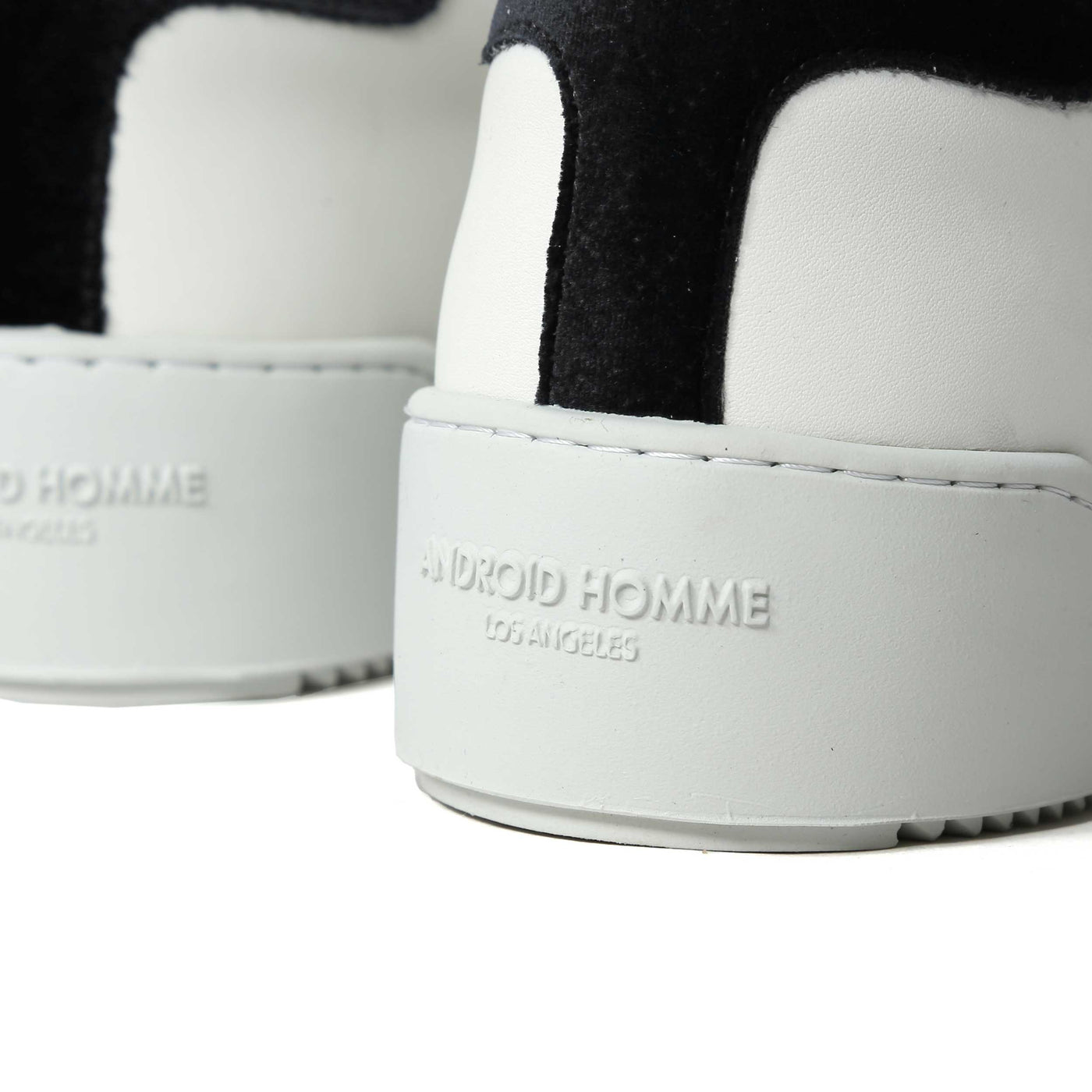 Android Homme Zuma Diamond Velvet Trainer in White & Navy Heel