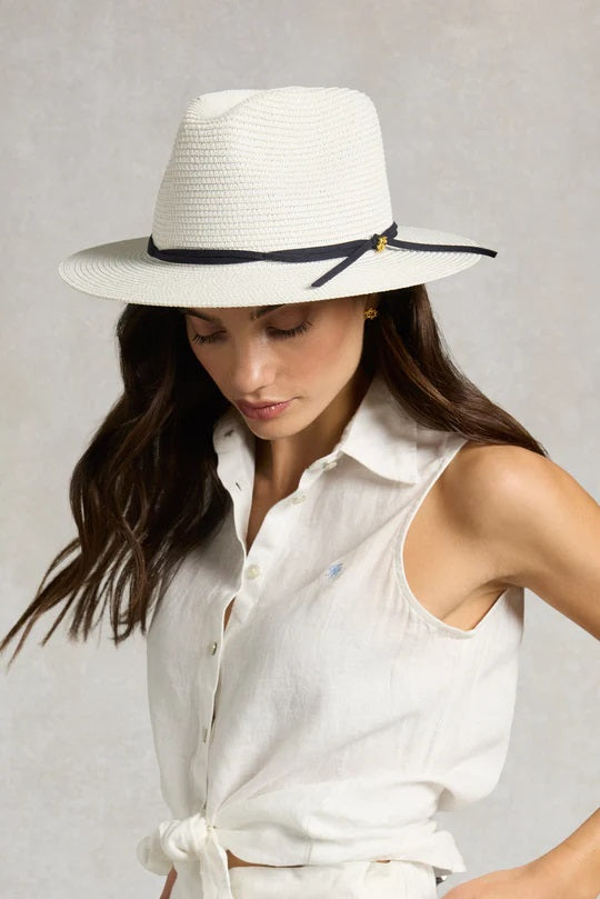 Holland Cooper Francesca Hat in White Navy