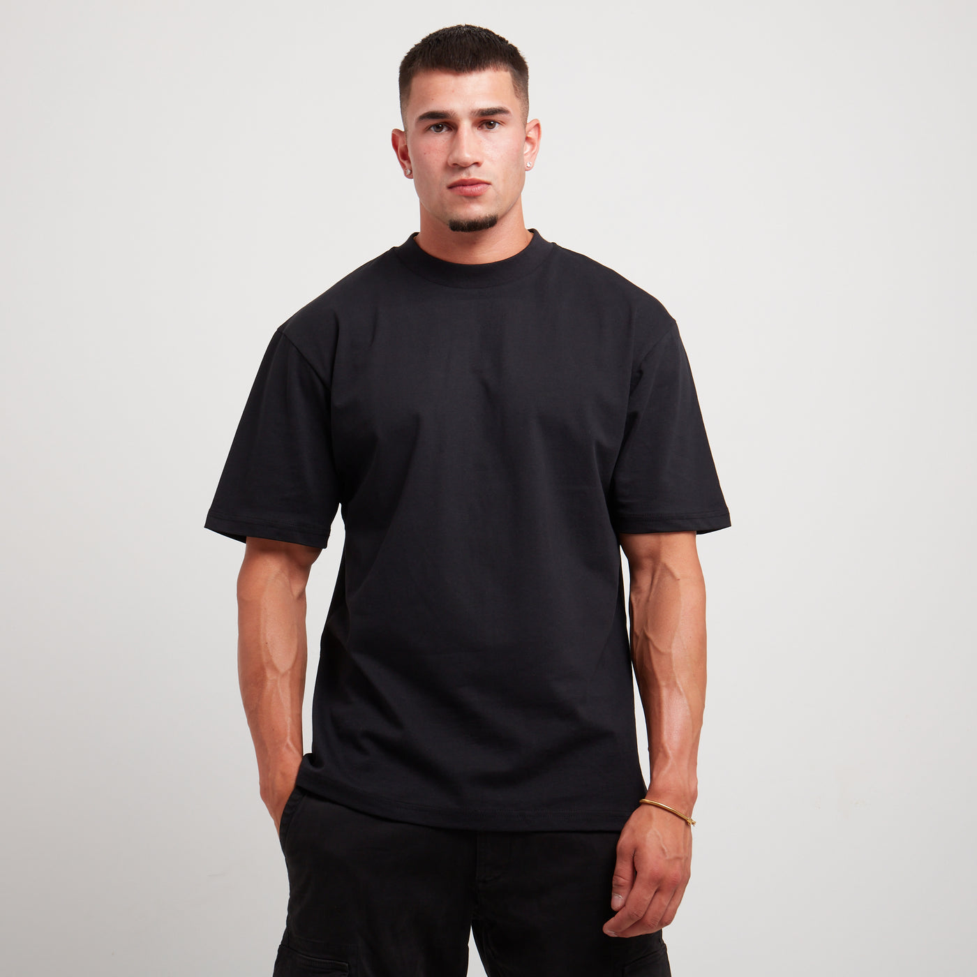 House Of Man The Coordinate T Shirt in Black