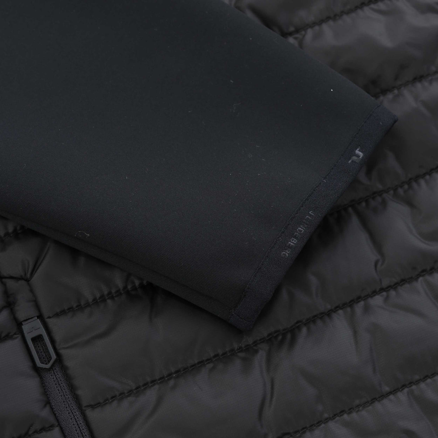 J.Lindeberg Hayden Quilt Hybrid Jacket in Black Cuff