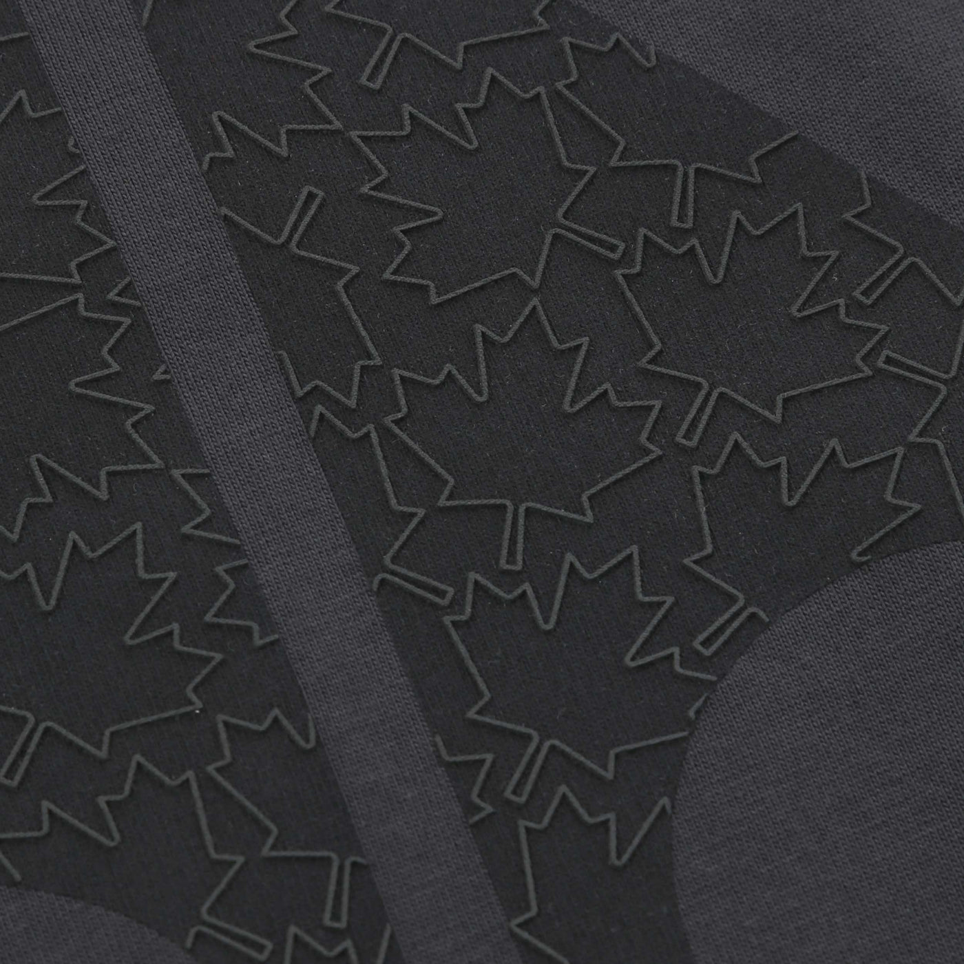 Moose Knuckles Chamblee Leaf T-Shirt in Cement Print