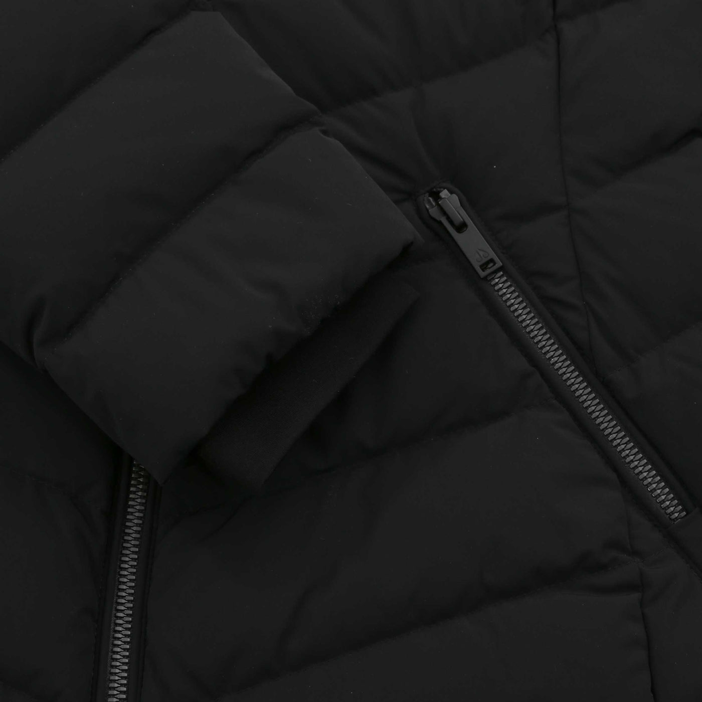 Moose Knuckles Roselawn 5 Ladies Jacket in Black Cuff