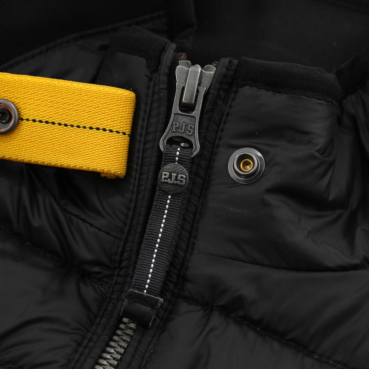 Parajumpers Olivia Ladies Jacket in Black Zip