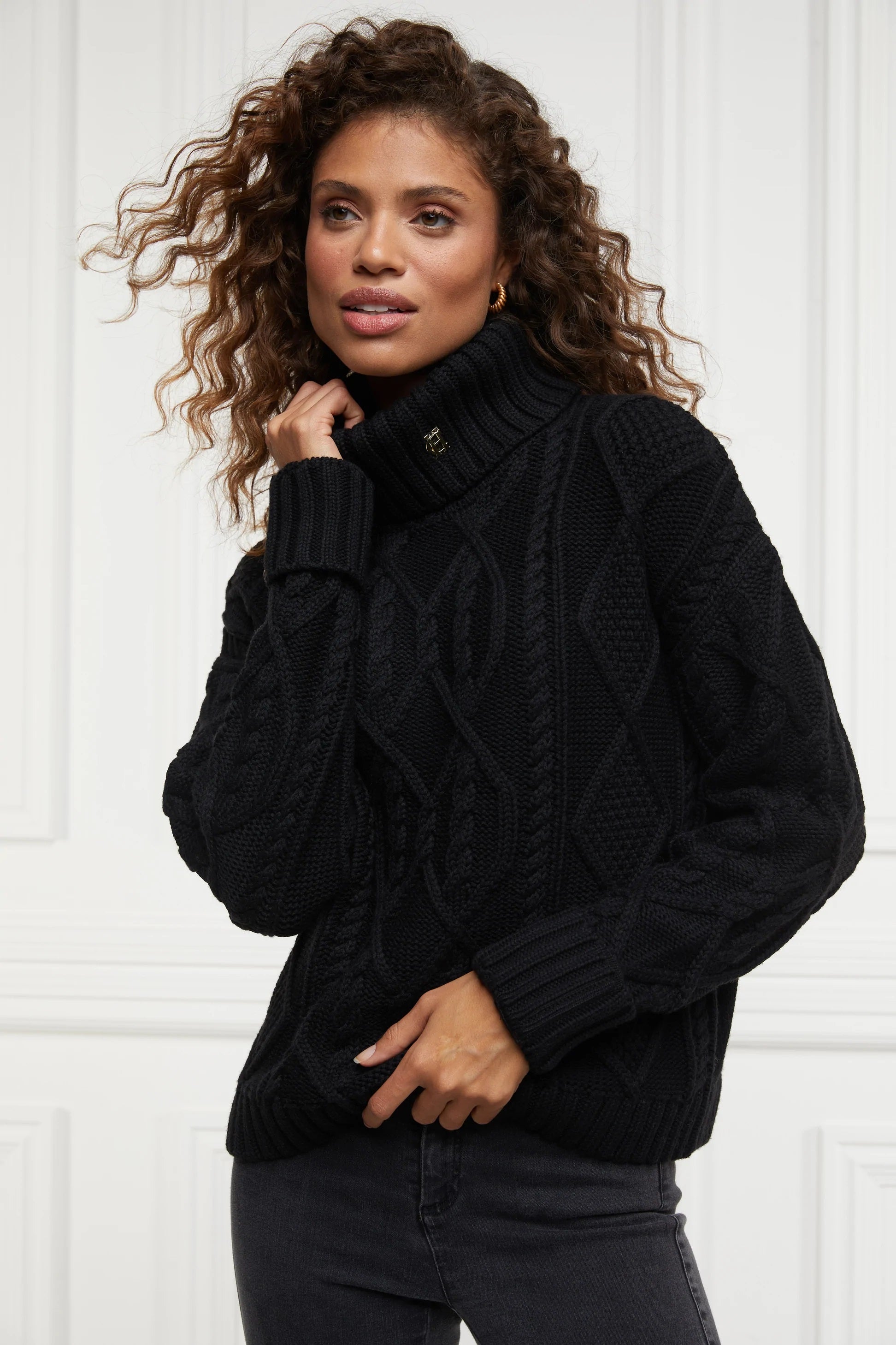 Holland Cooper Noveli Cable Knit in Black