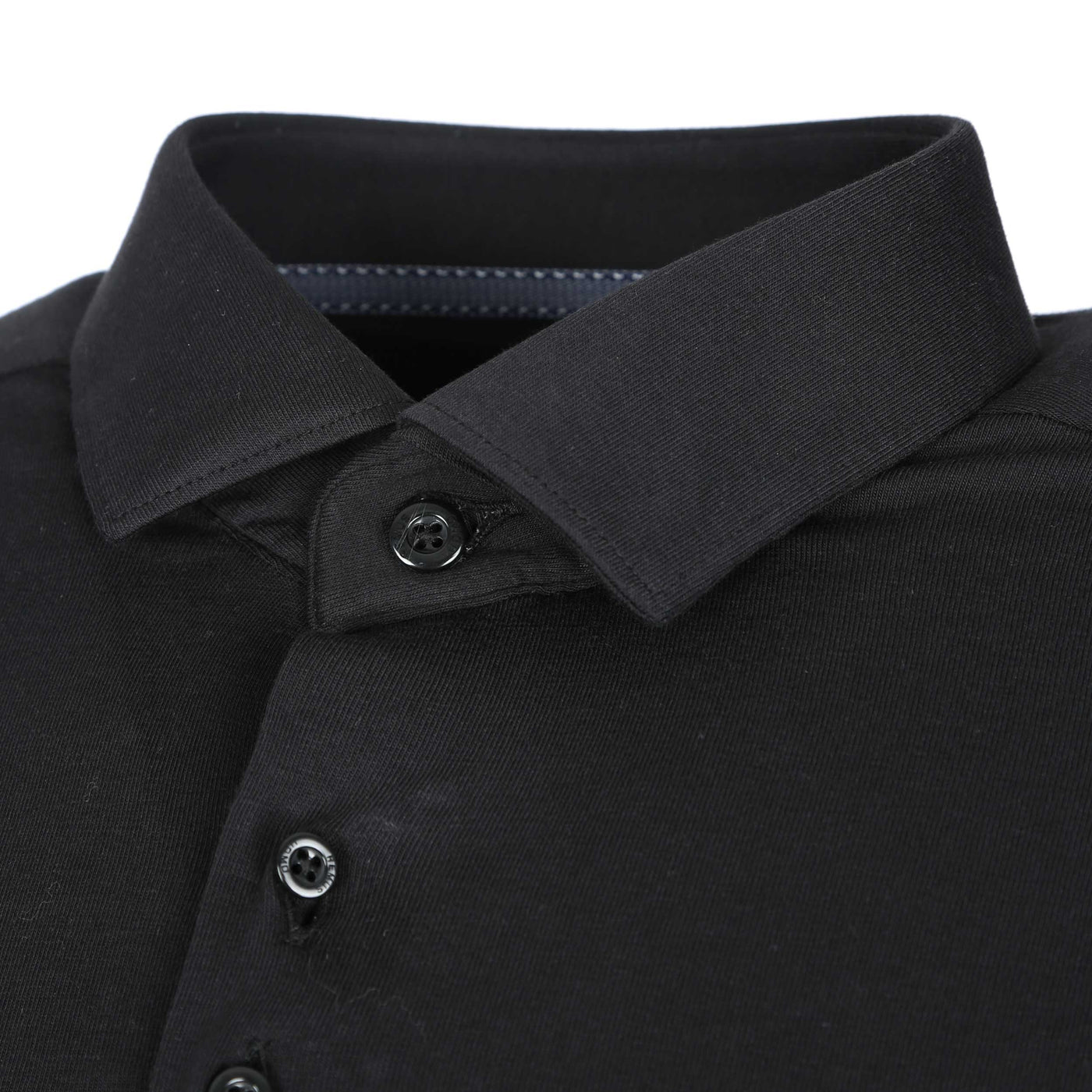 Remus Kirk Shirt in Black Collar