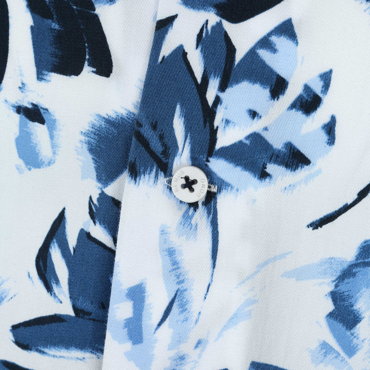 Remus Uomo Paolo Floral Print SS Shirt in White & Blue Button