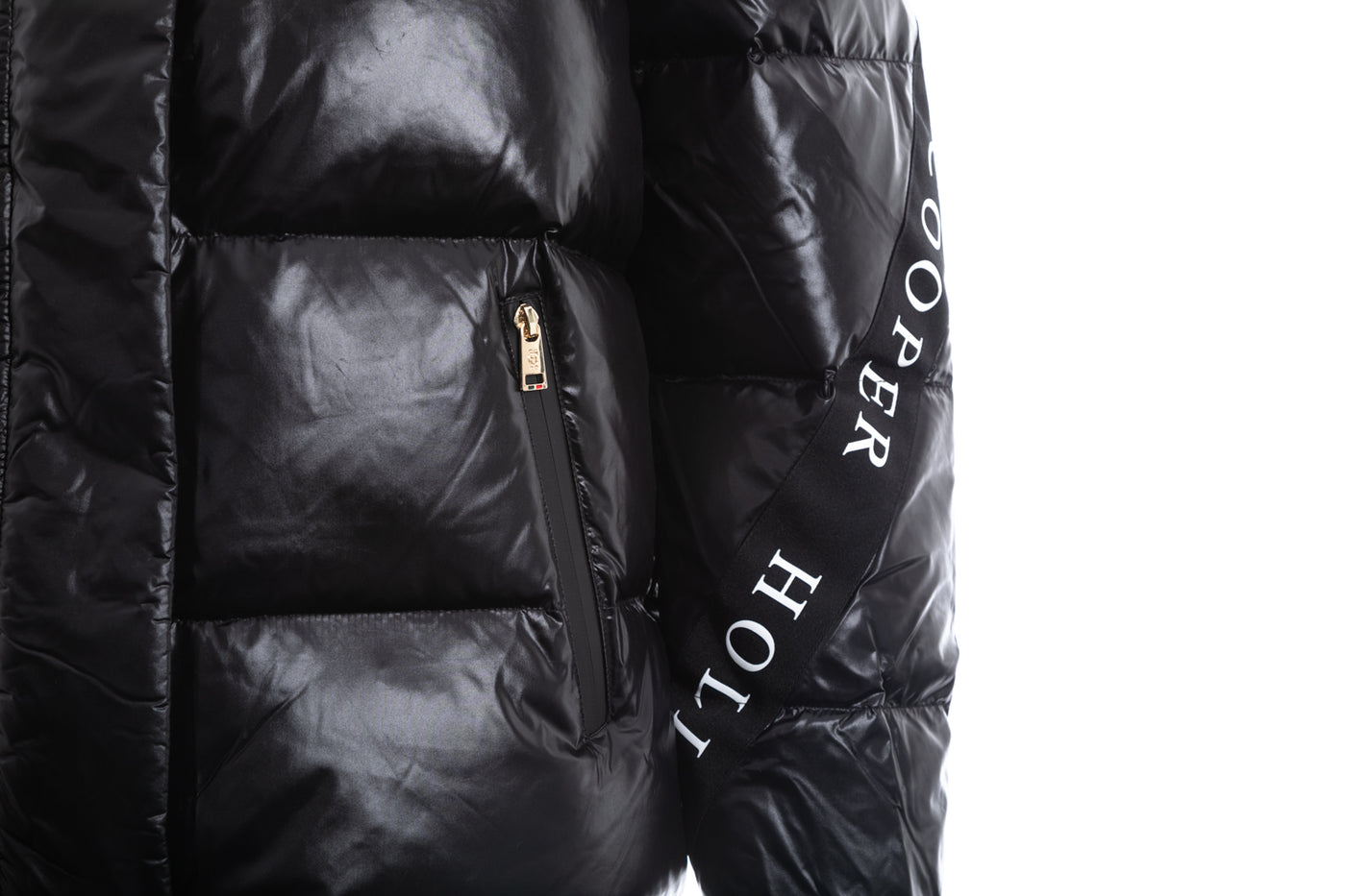 Holland Cooper Camden Puffer Jacket in Black Pocket