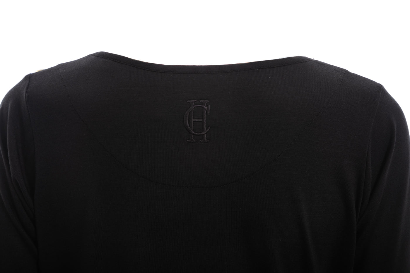Holland Cooper Long Sleeve Vee Neck Tee in Black